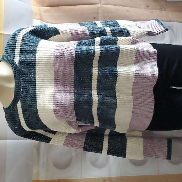 NWT Willow & Clay Striped Sweater Size S / L - Picture 1 of 7